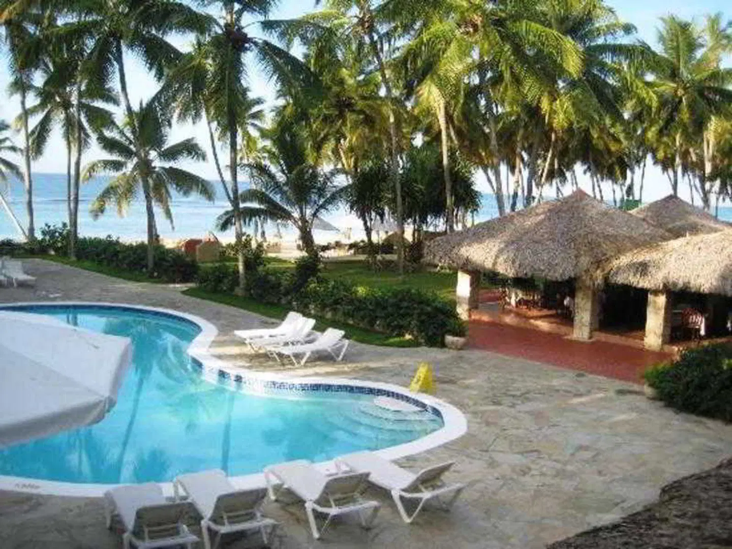 Playa Esmeralda OUTDOOR_POOL