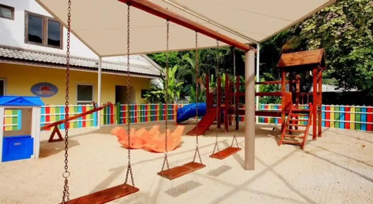 Centara Kata Resort Phuket Sport und Entertainment