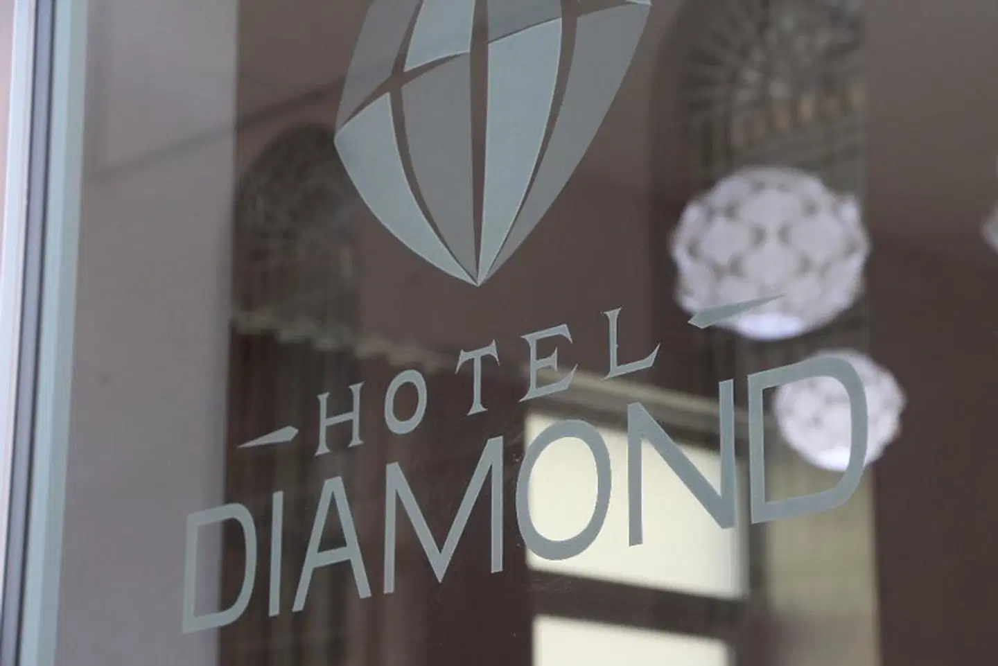 Diamond EXTERIOR