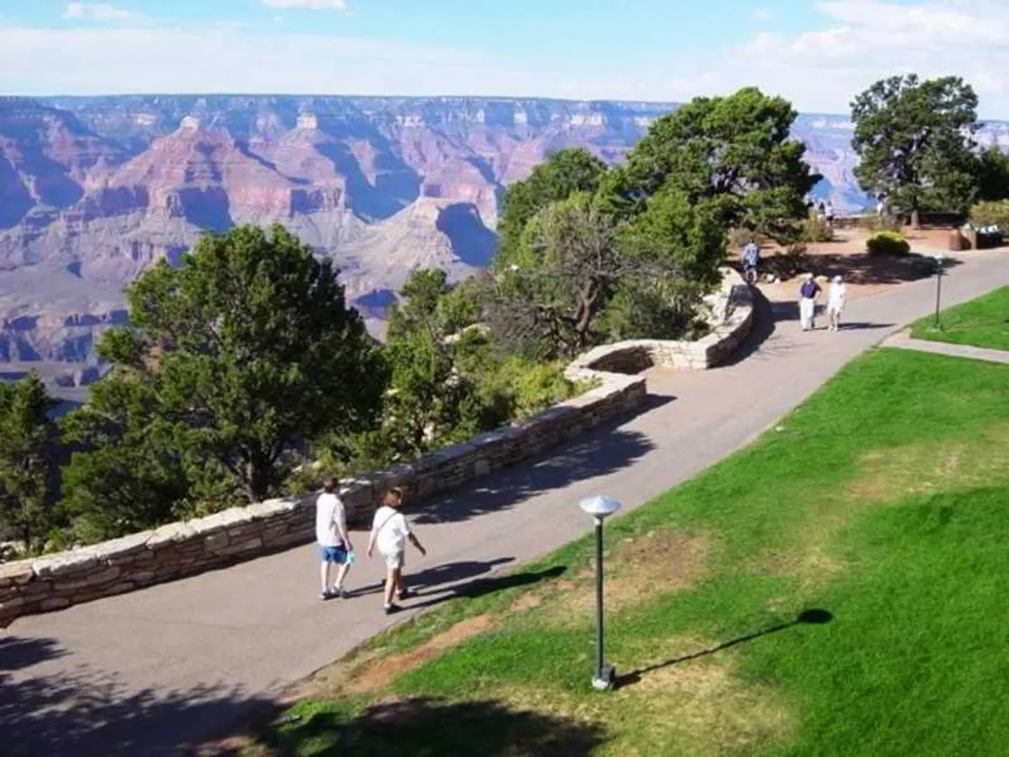 Thunderbird Lodge LANDSCAPE