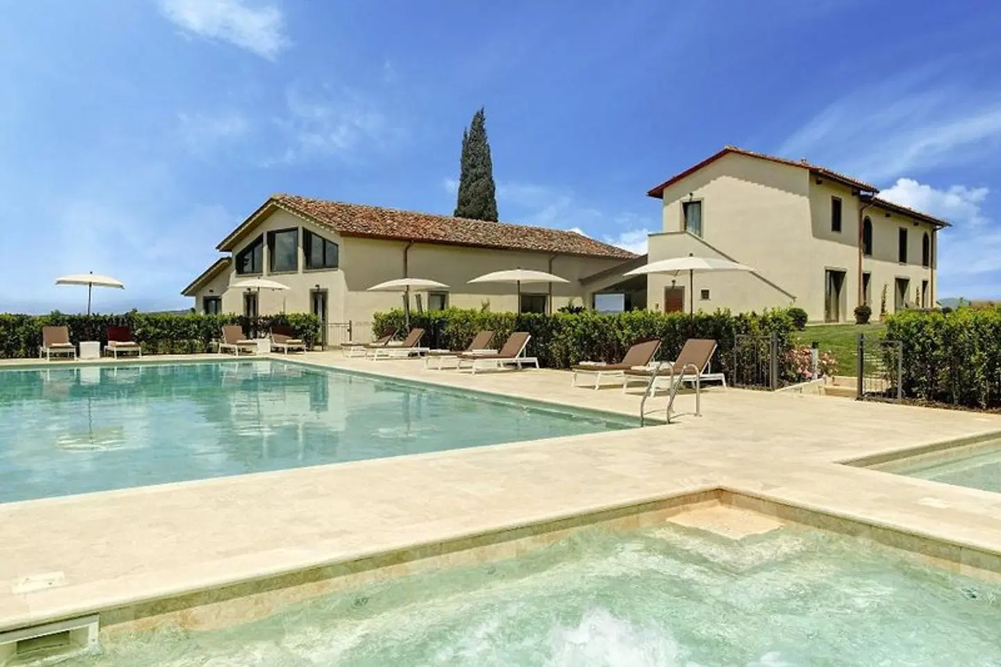 Villa Le Calvane OUTDOOR_POOL