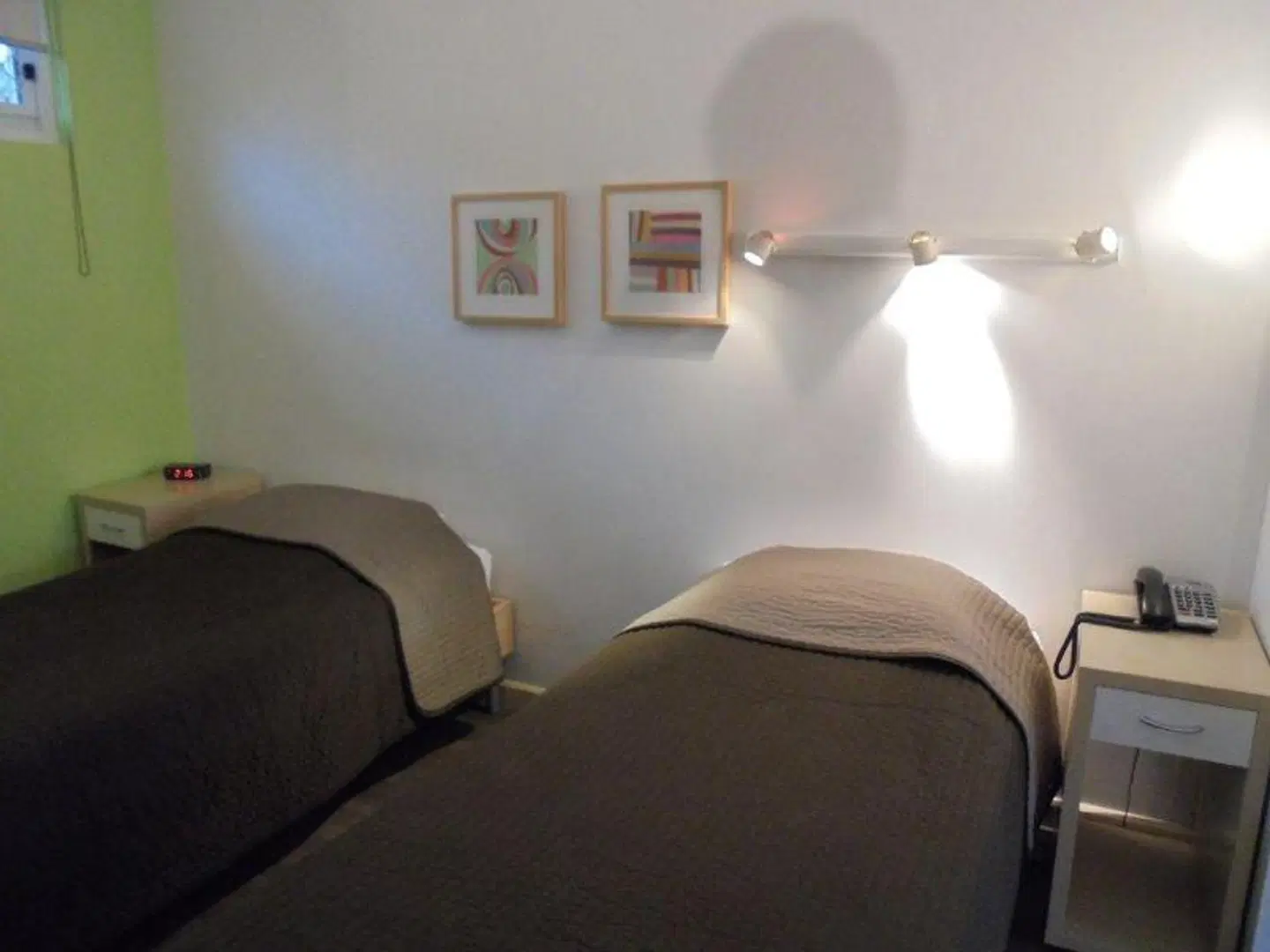 Ultimate Apartments ROOM_EXAMPLE