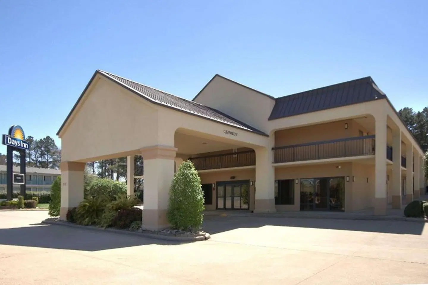 Days Inn by Wyndham Longview South EXTERIOR