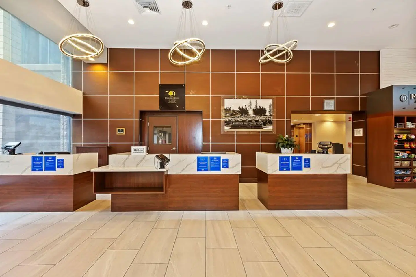 DoubleTree by Hilton Whittier Los Angeles LOUNGE_LOBBY