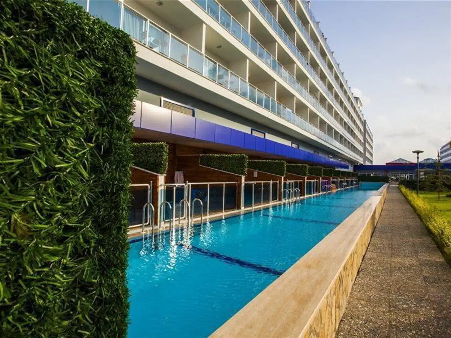 Eftalia Marin Pool