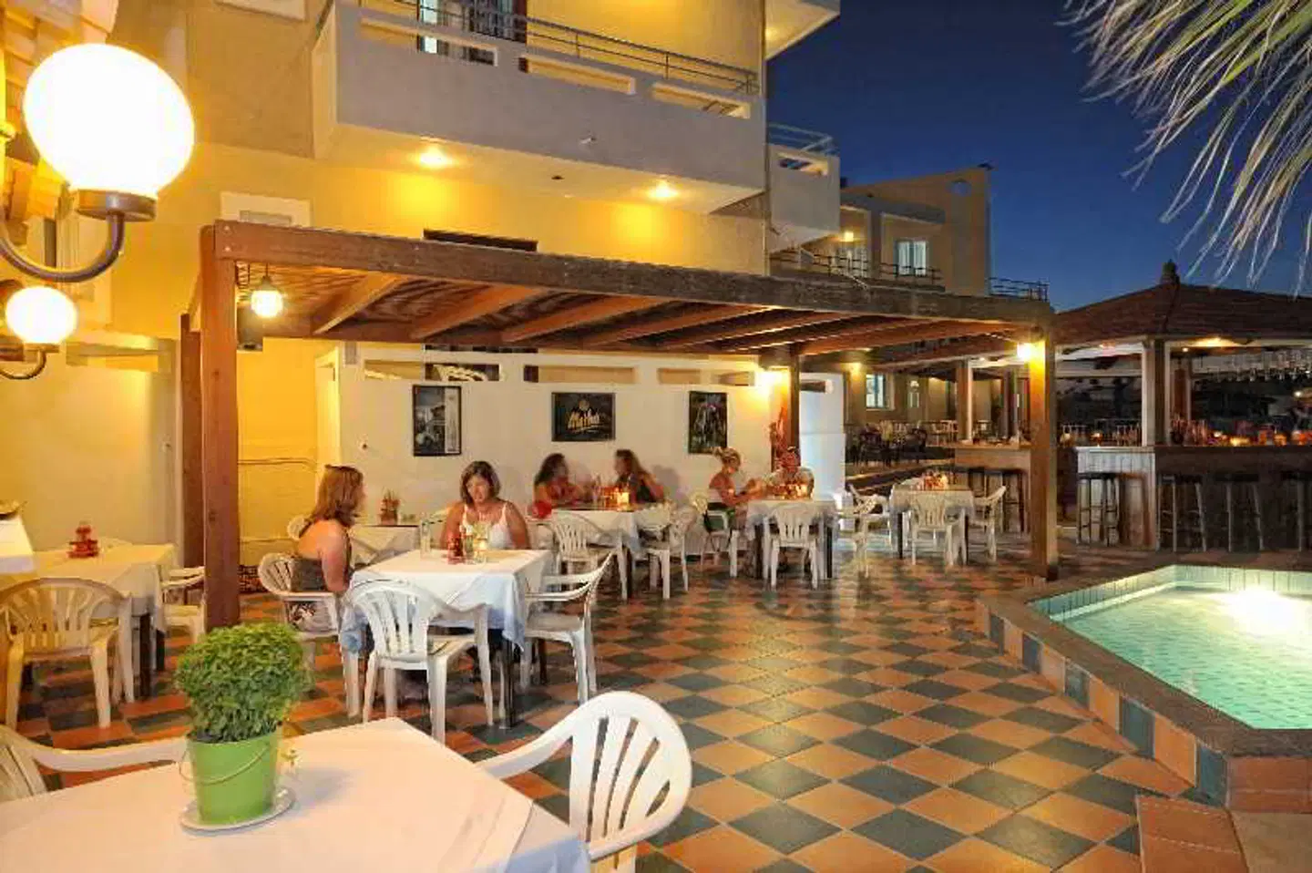 Filia Hotel Restaurant