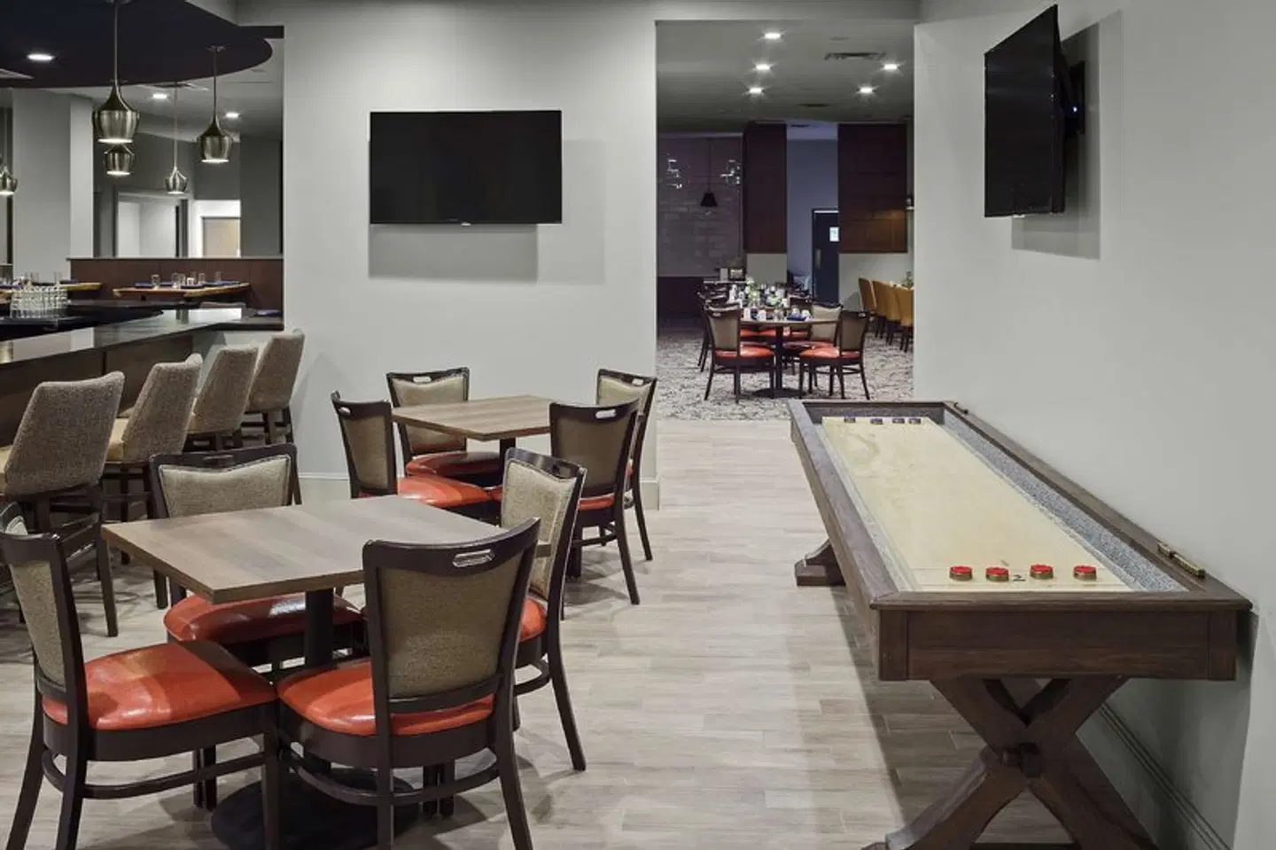 DoubleTree by Hilton San Antonio Downtown Bar