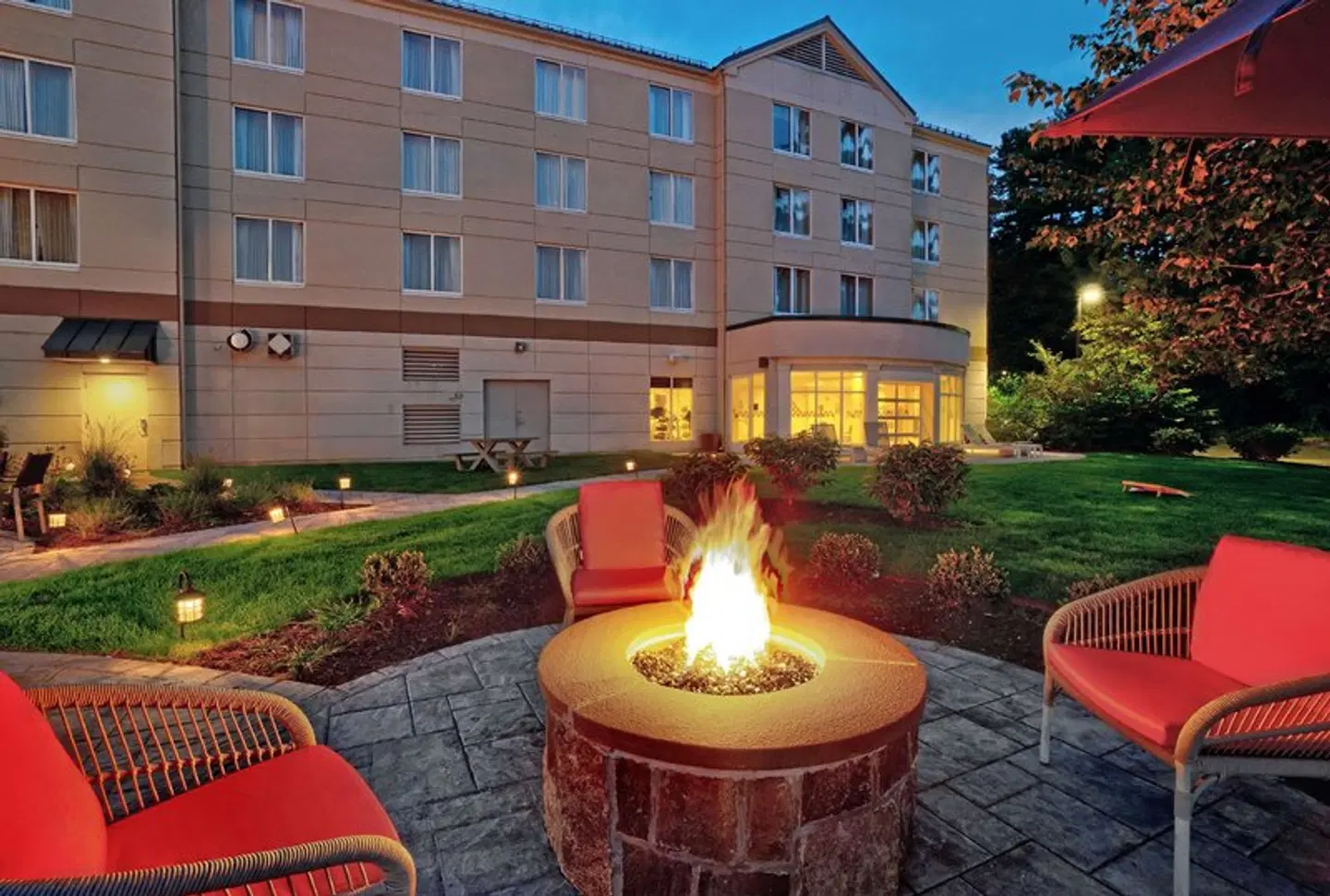 Hilton Garden Inn Saratoga Springs Terrasse