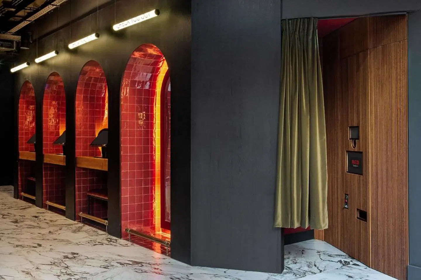 Radisson RED Madrid HEALTH_BEAUTY