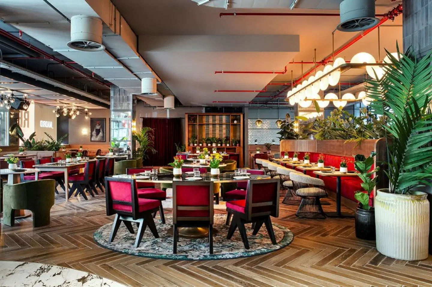 Radisson RED Madrid Restaurant