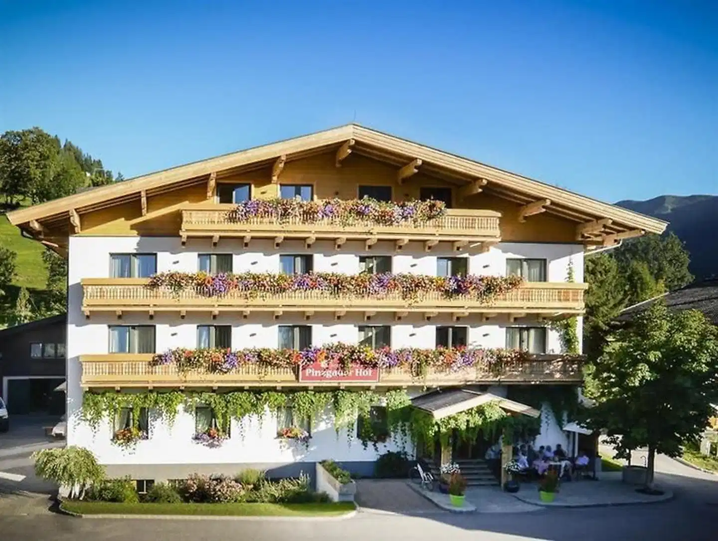 Pinzgauer Hof Aussenansicht