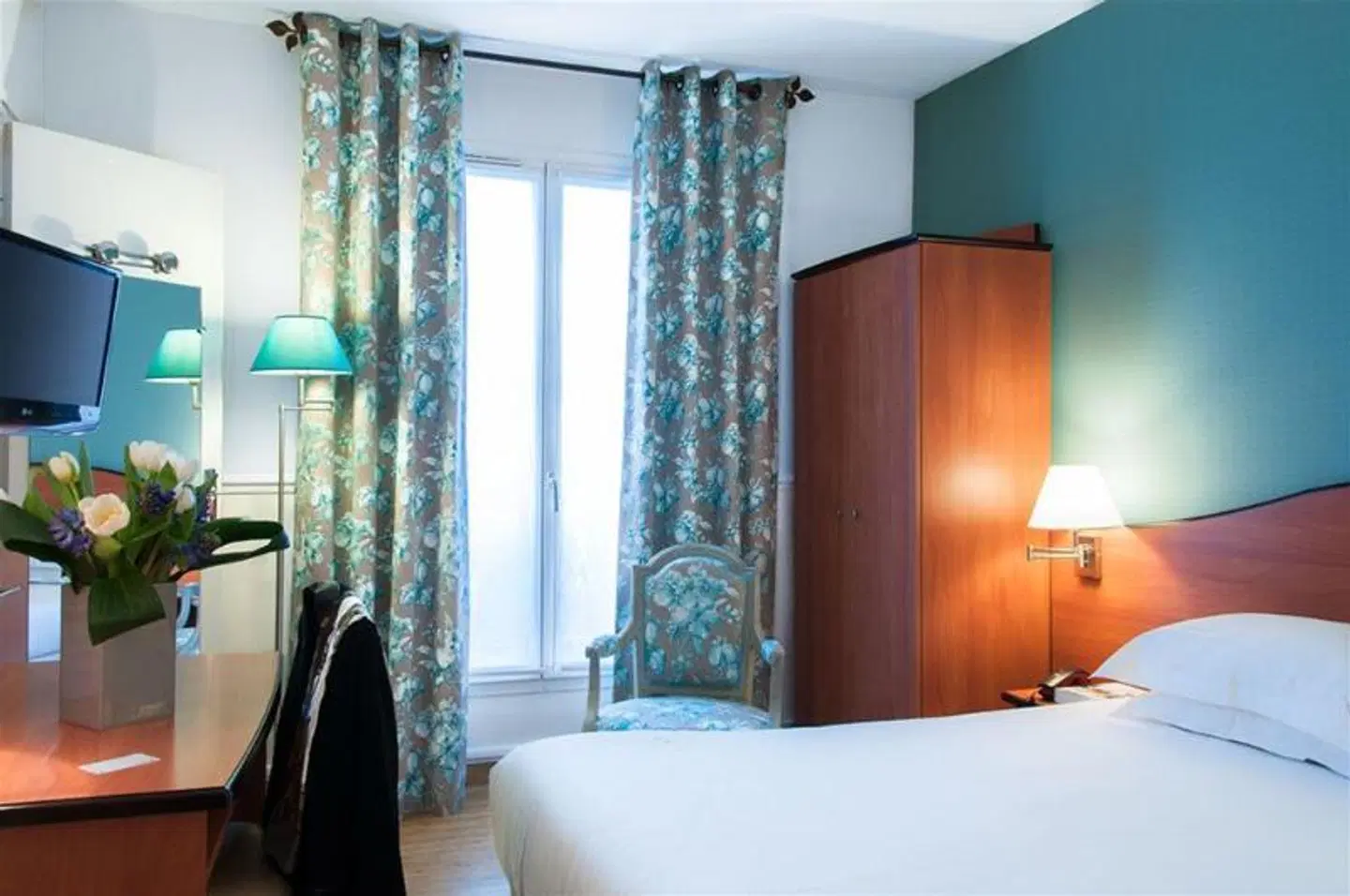 Eden Montmartre ROOM_EXAMPLE