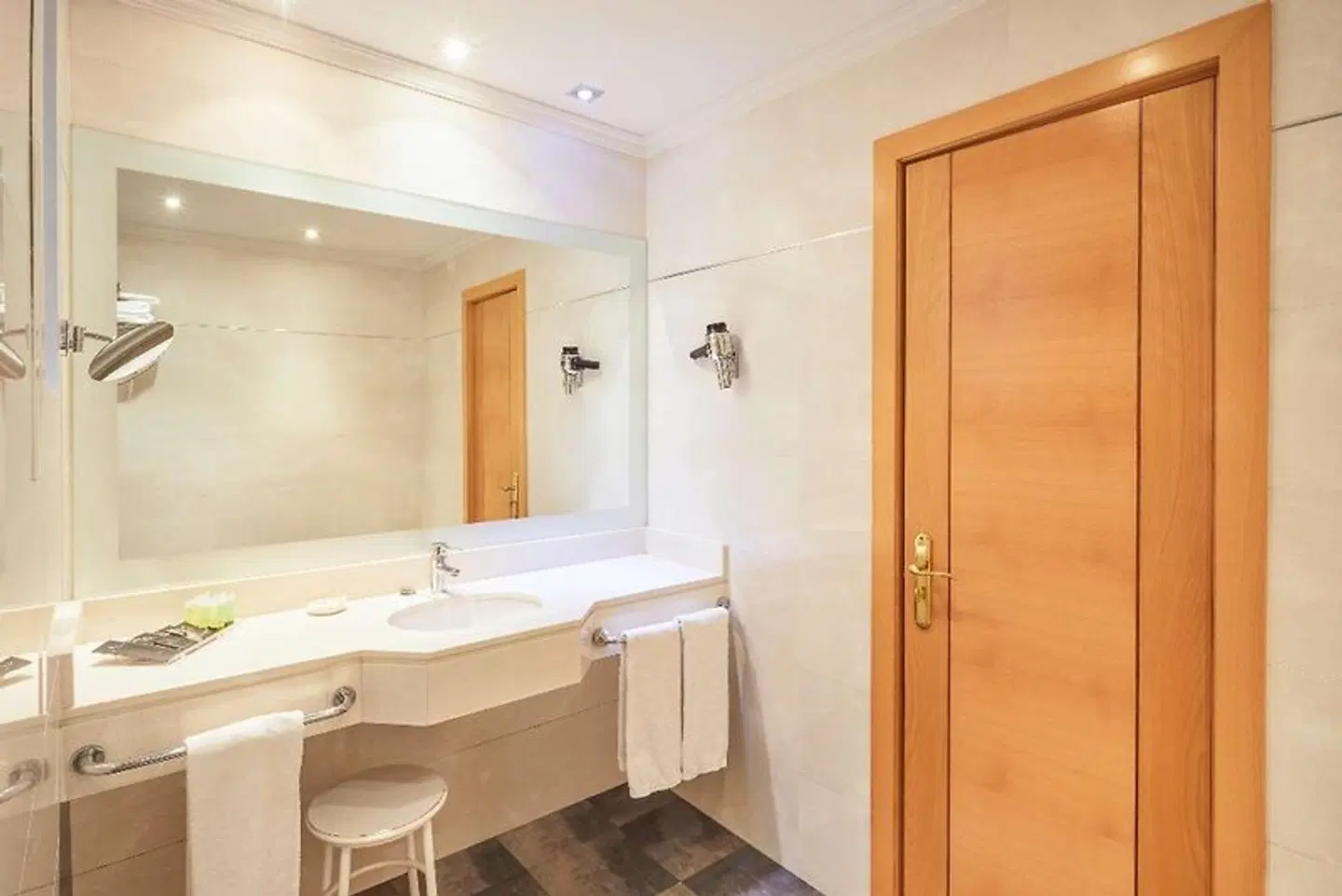 Casón del Tormes Badezimmer