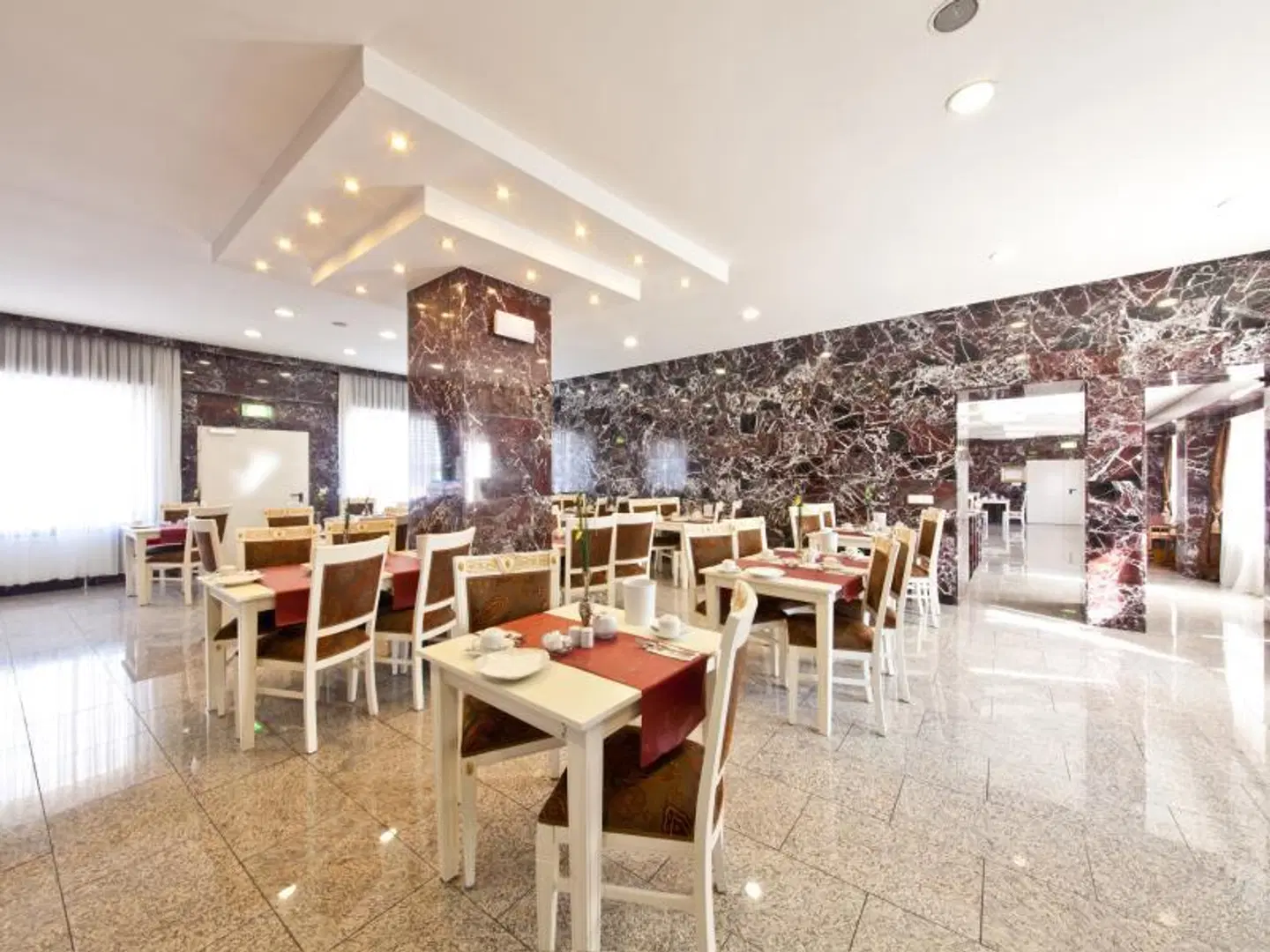 Novum Hotel Excelsior Dortmund Restaurant