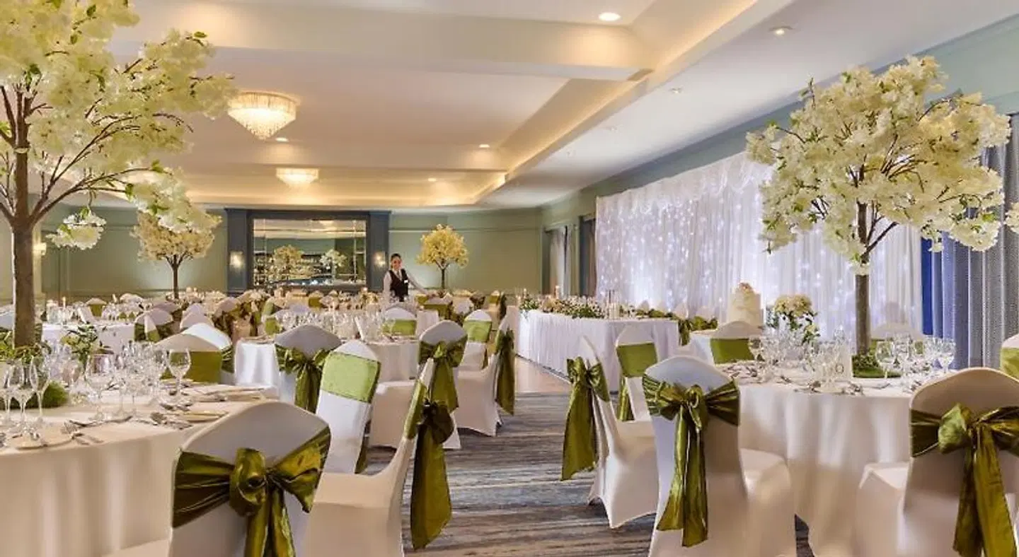 Actons Hotel Restaurant