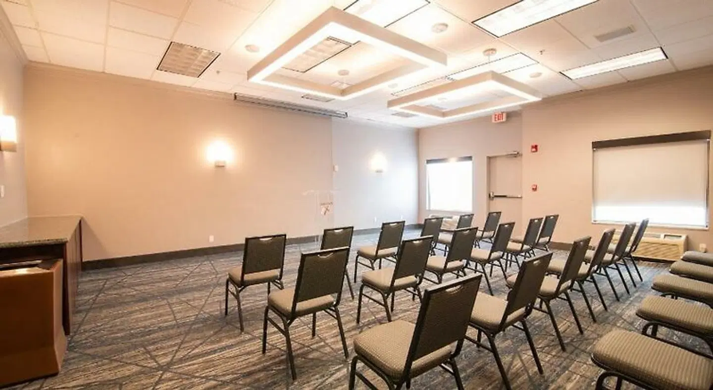 Holiday Inn Express & Suites College Station by IHG Konferenz