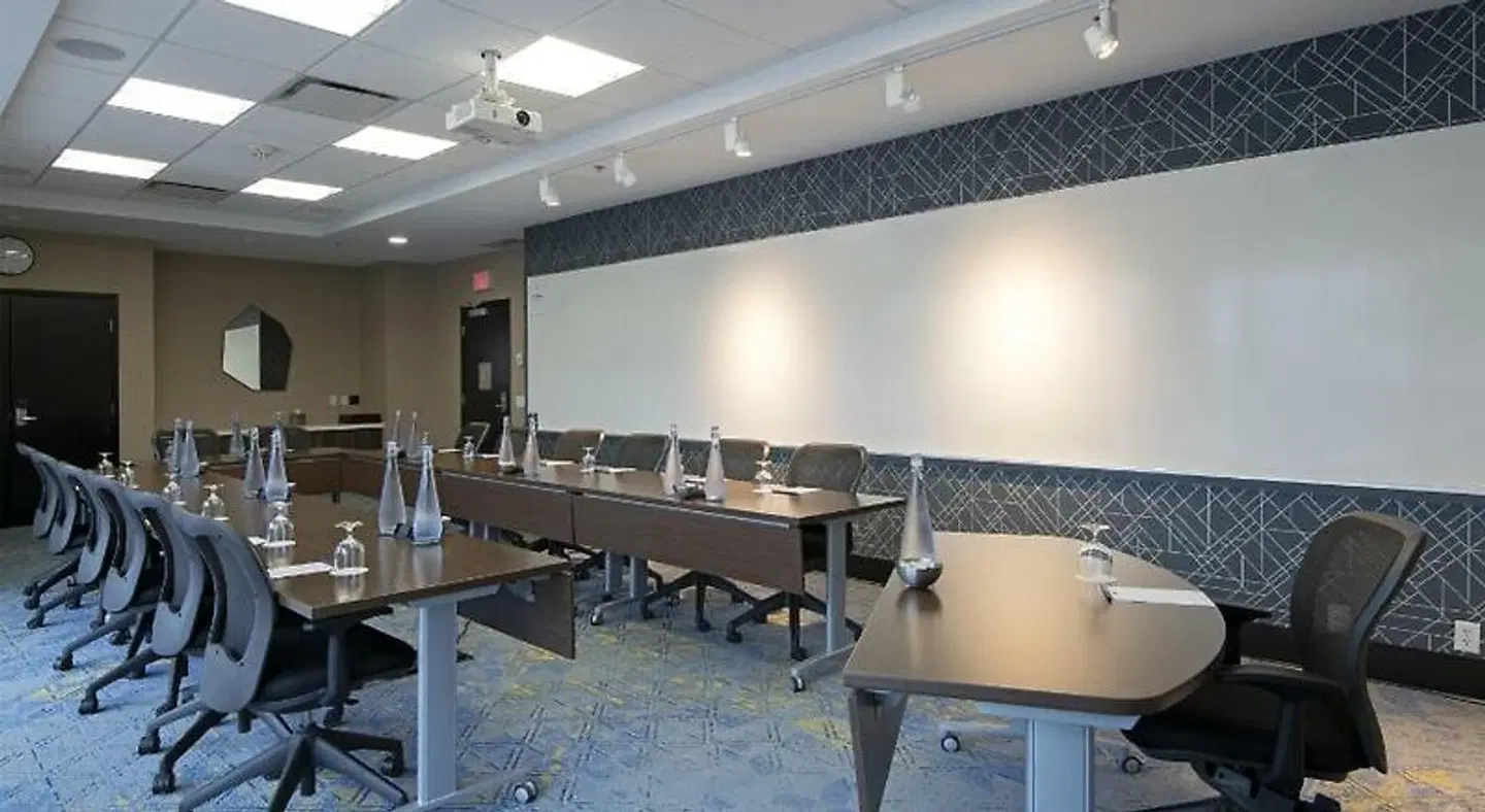 DoubleTree by Hilton West Edmonton Konferenz