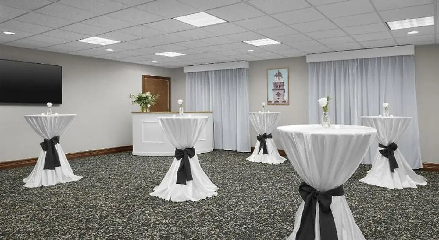 Hampton Inn & Suites Colorado Springs/I-25 South LOUNGE_LOBBY