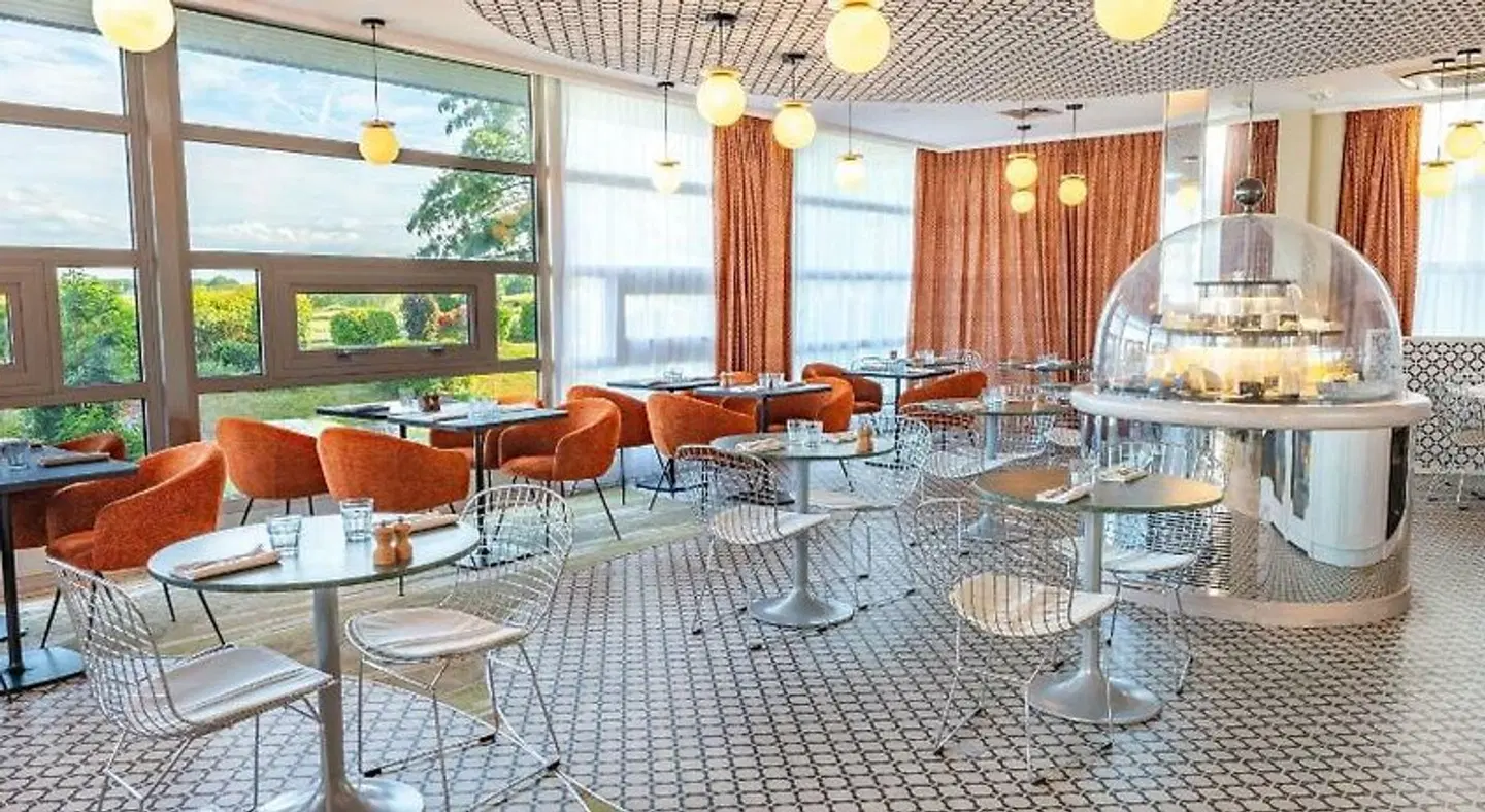 Novotel Saint-Quentin in Yvelines Hotel LOUNGE_LOBBY