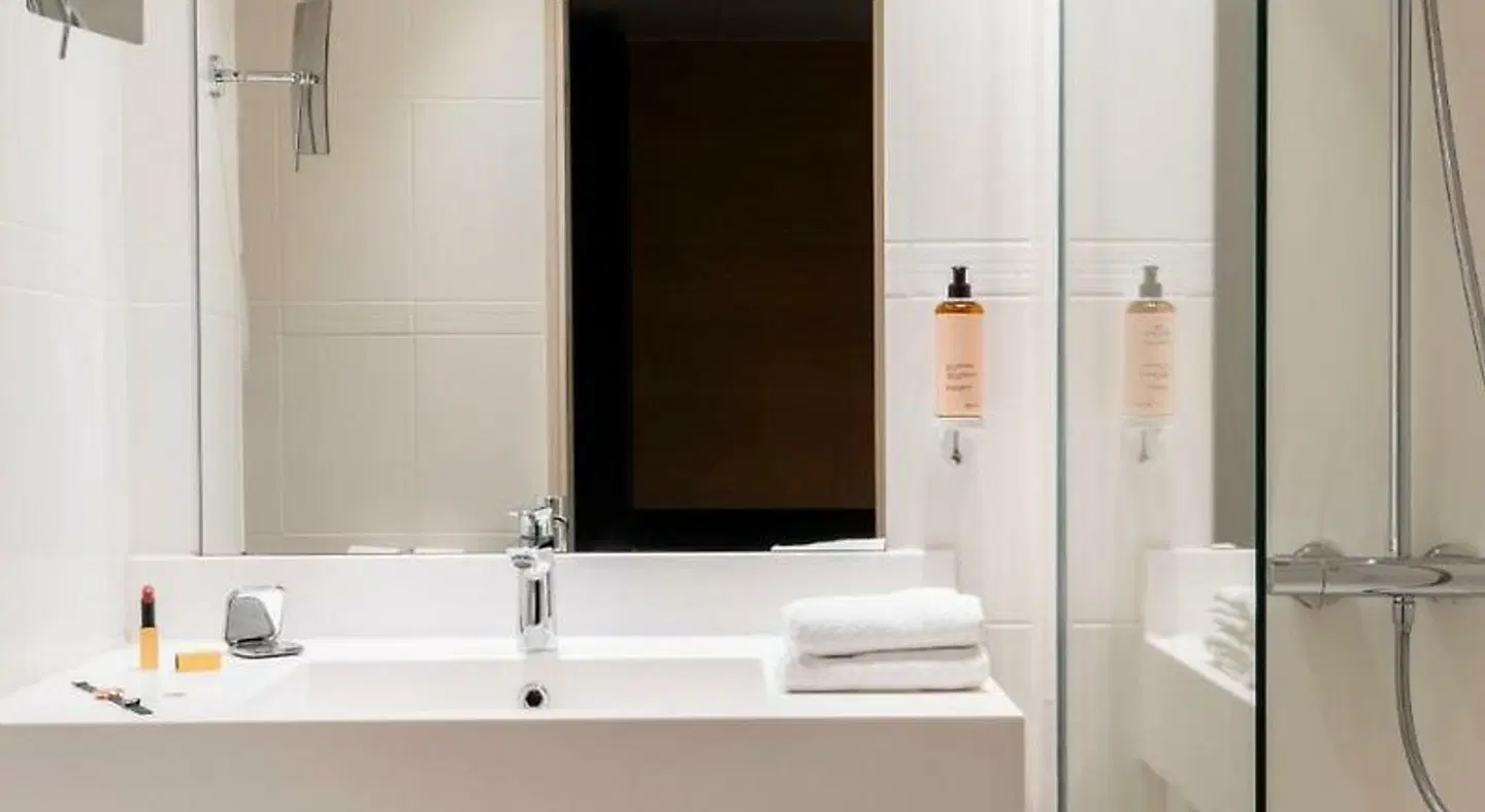 Mercure Rouen Champ de Mars Badezimmer