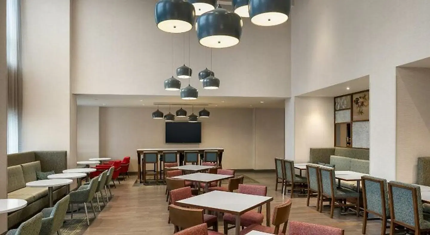 Hampton Inn & Suites by Hilton Montreal-Dorval Konferenz