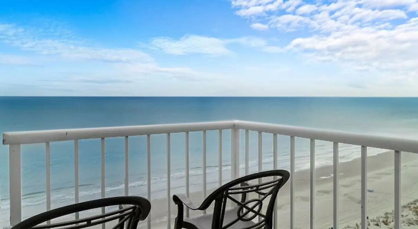The Strand A Boutique Resort Terrasse
