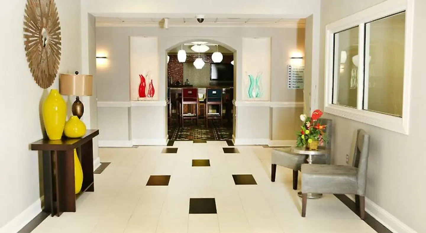 Holiday Inn Express & Suites Sumter by IHG LOUNGE_LOBBY