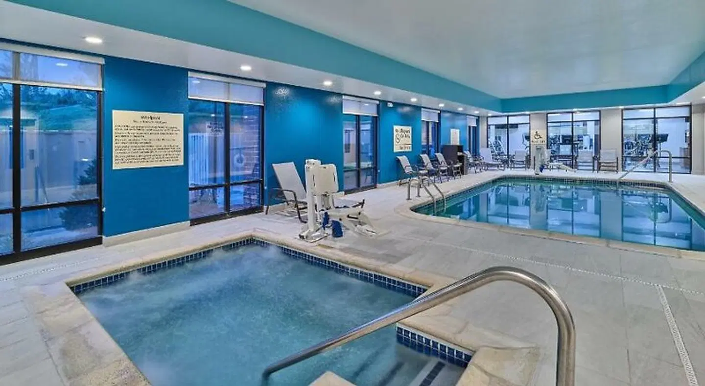 Hampton Inn Omaha Midtown-Aksarben Area Hallenbad