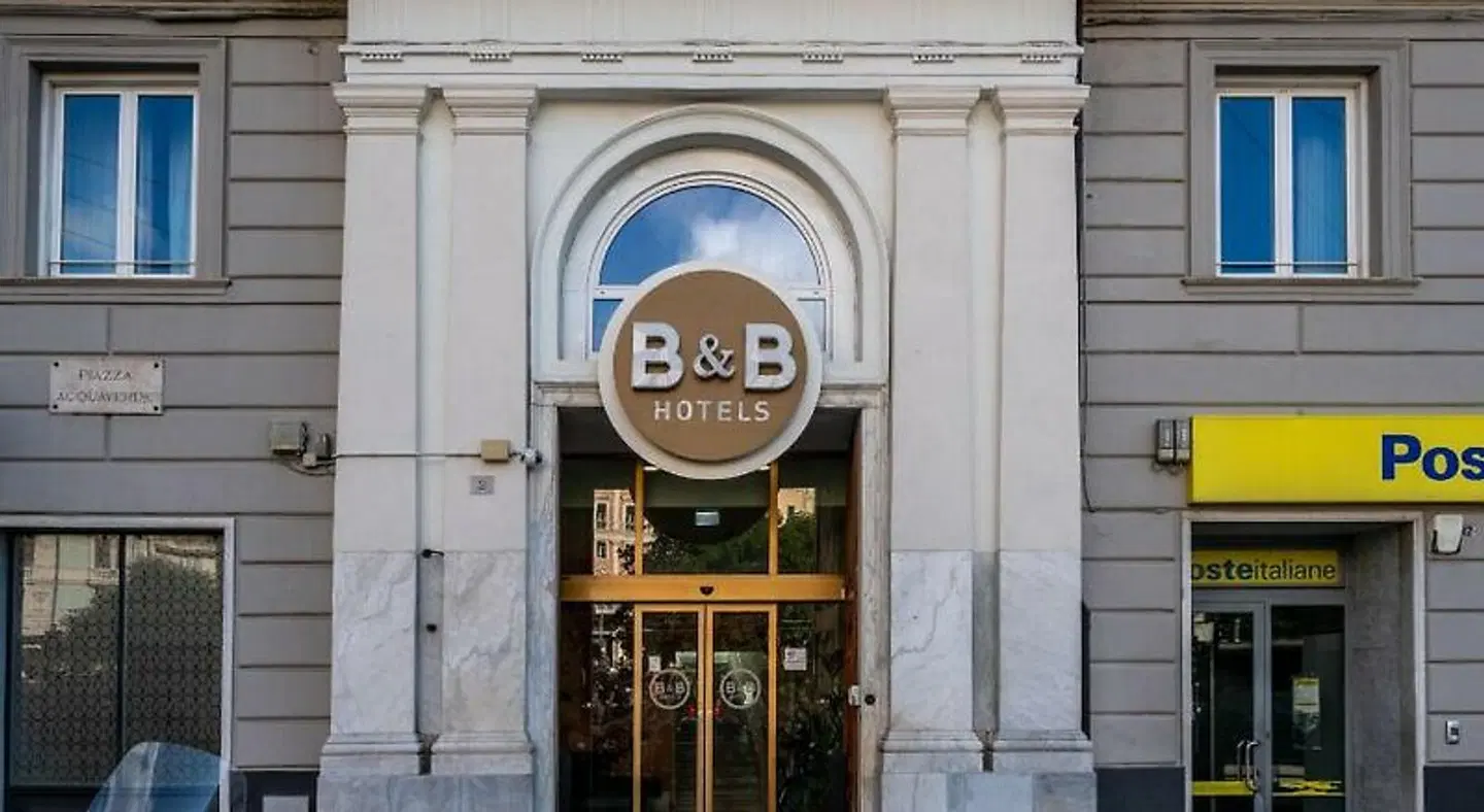 B&B Hotel Genova EXTERIOR
