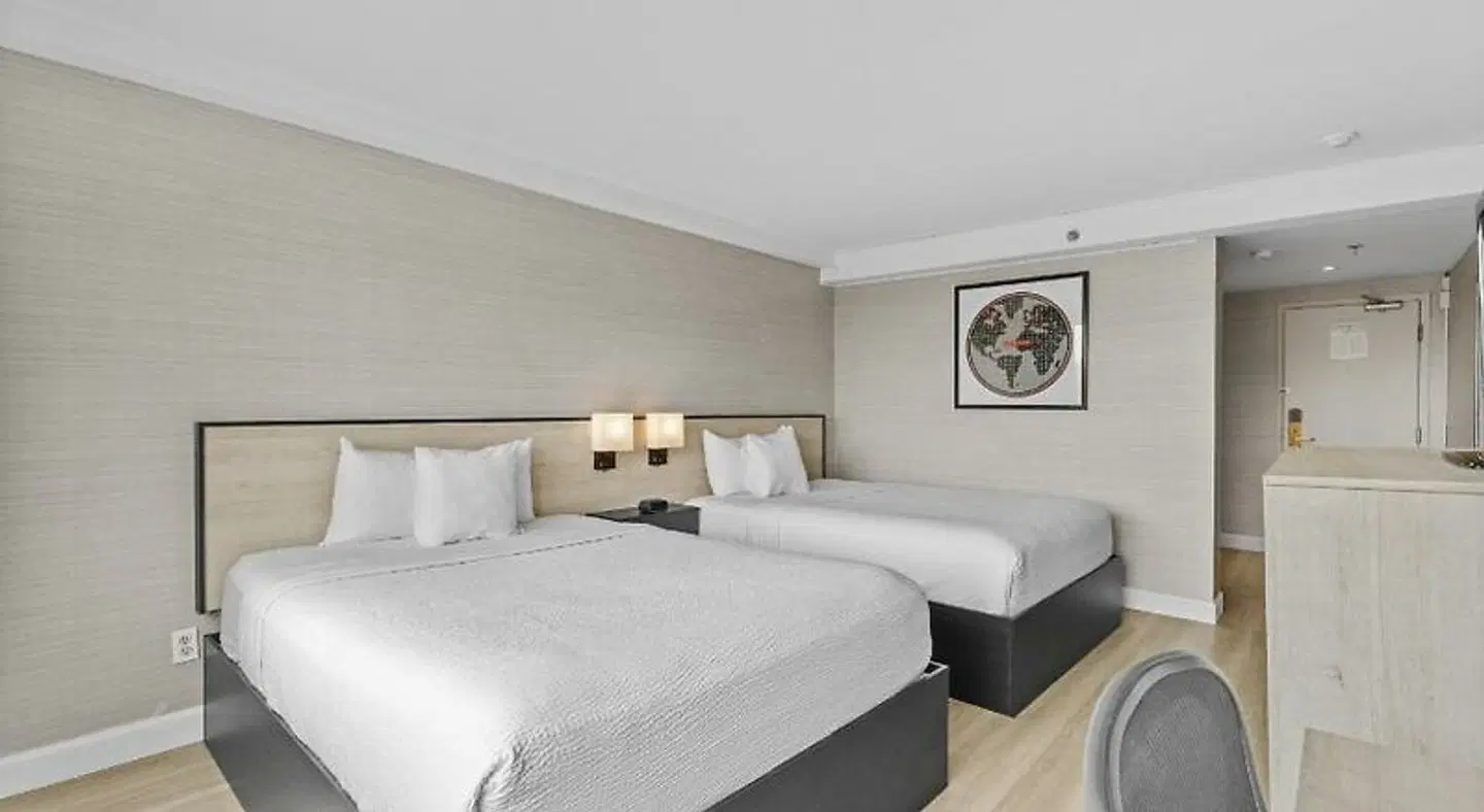 Ramada Plaza by Wyndham Montreal ROOM_EXAMPLE