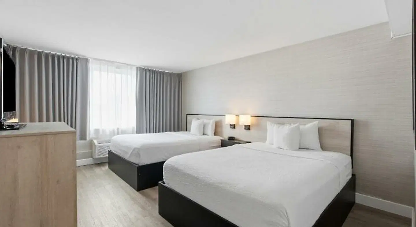 Ramada Plaza by Wyndham Montreal ROOM_EXAMPLE