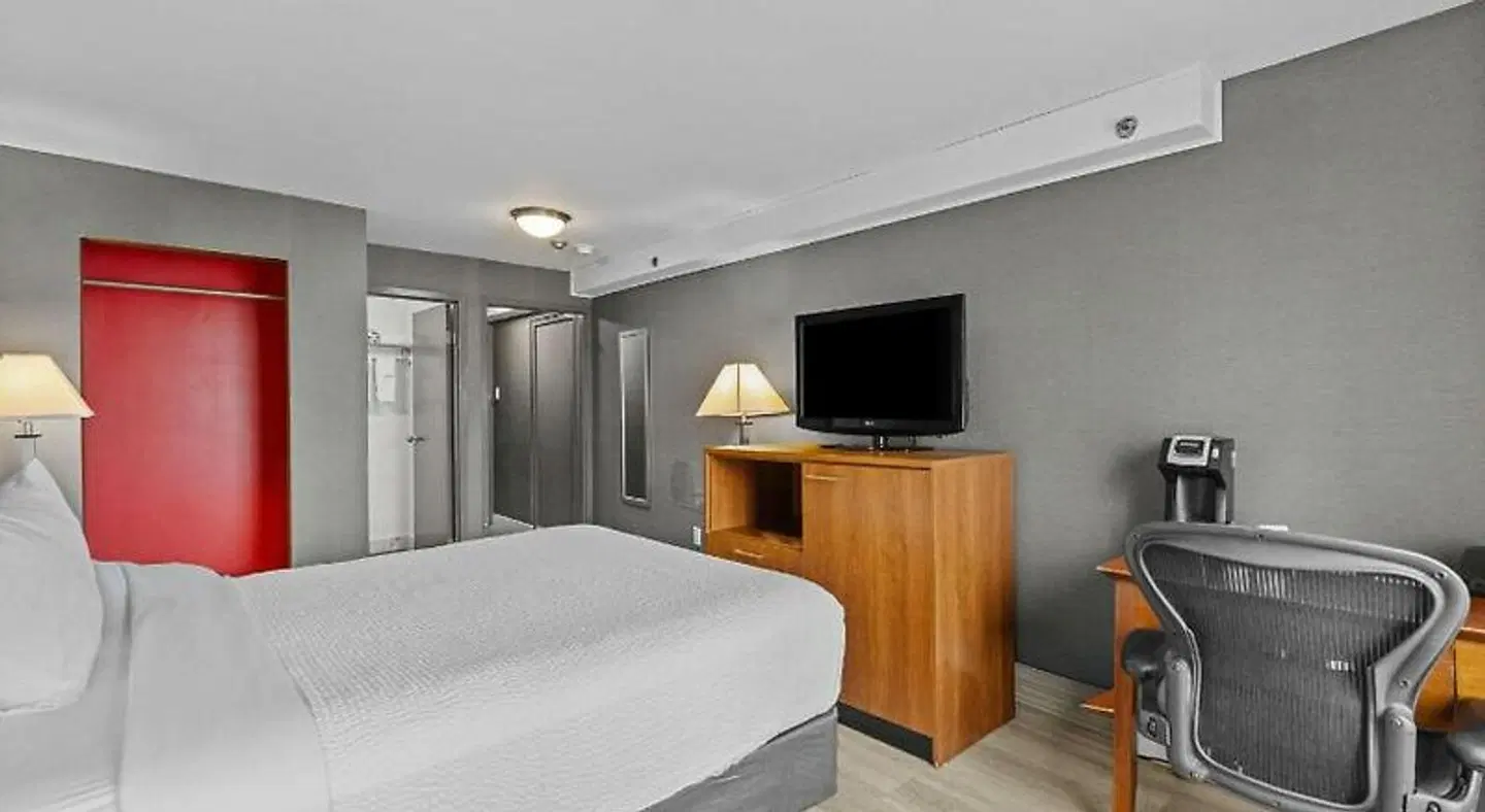 Ramada Plaza by Wyndham Montreal ROOM_EXAMPLE
