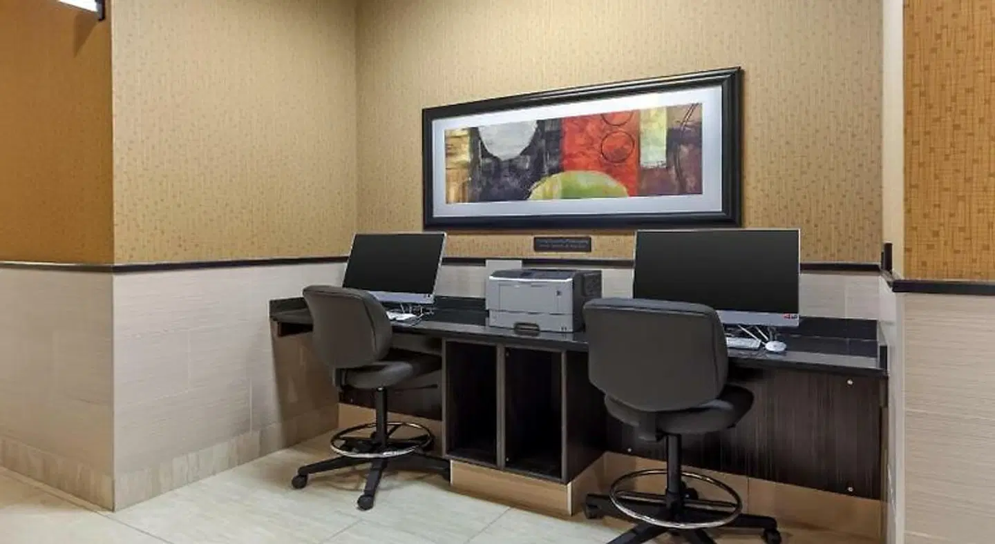 Best Western Plus Drayton Valley All Suites LOUNGE_LOBBY