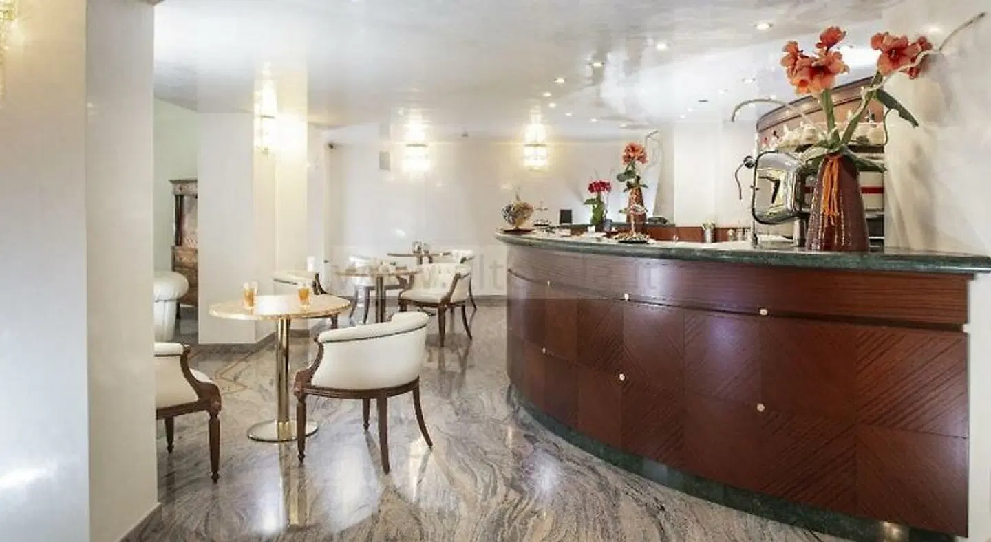 Ambassador Bar