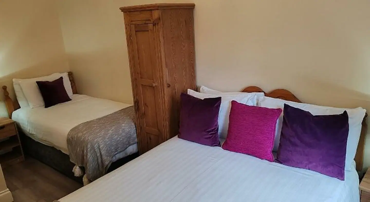 Raheen House ROOM_EXAMPLE