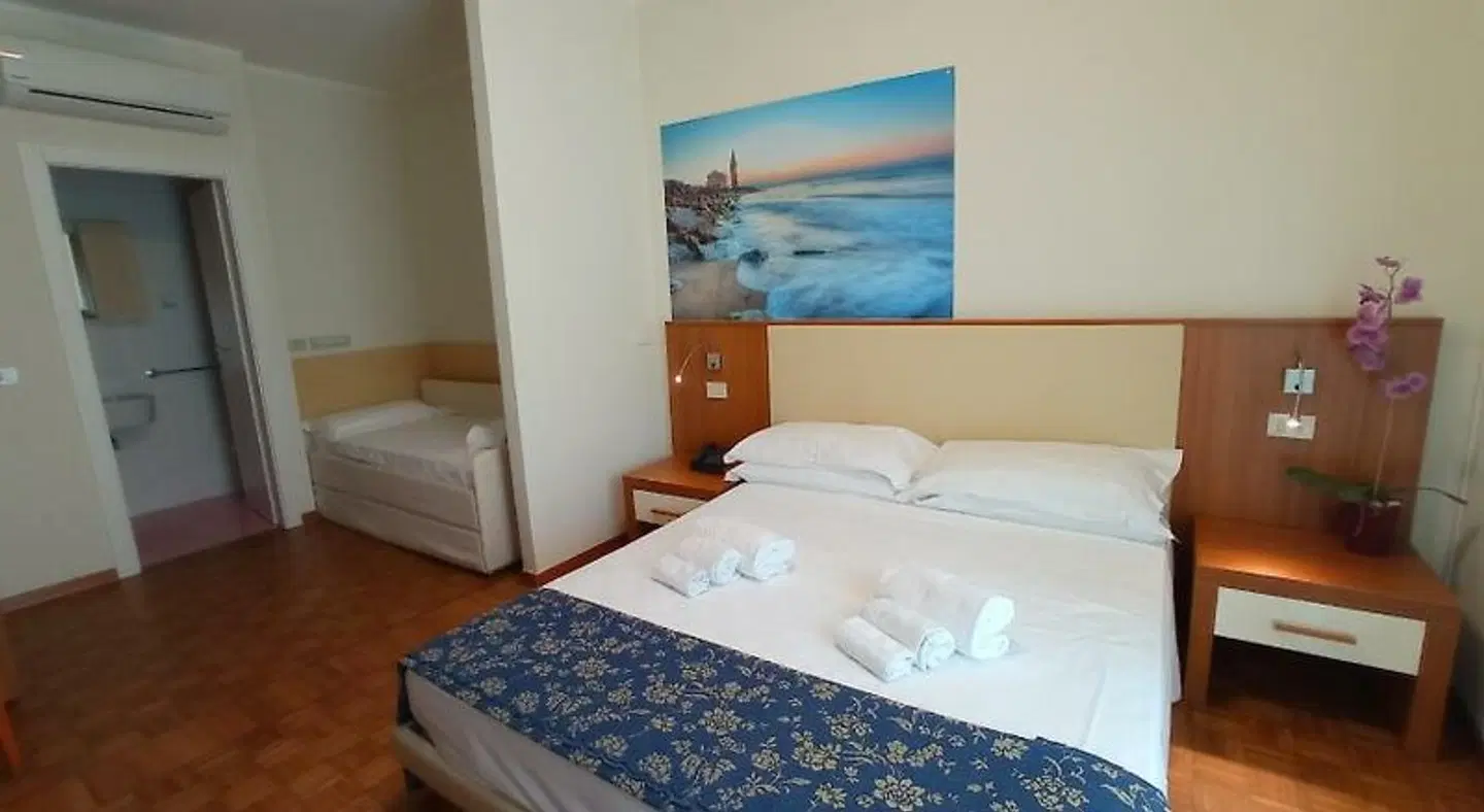 Verona ROOM_EXAMPLE