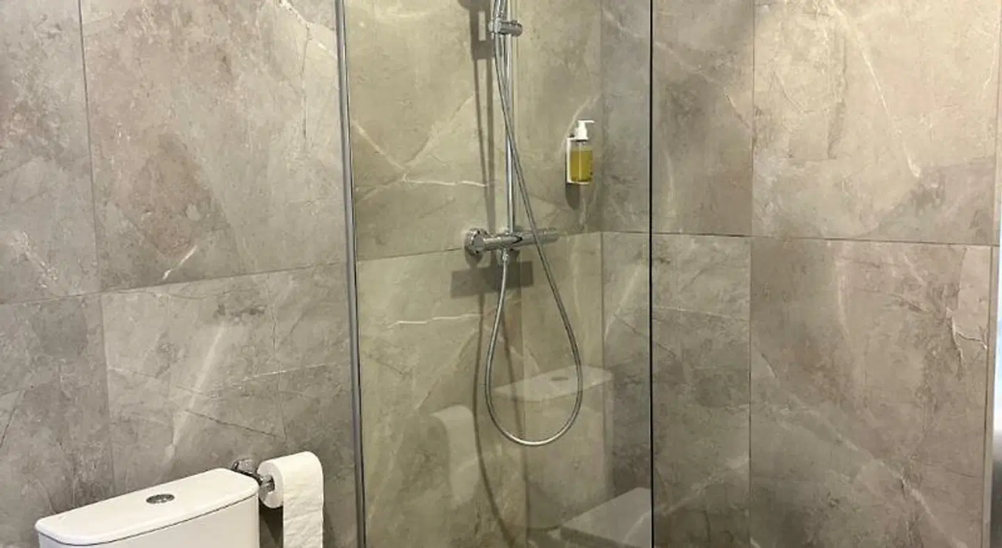 Hotel Melturi Badezimmer