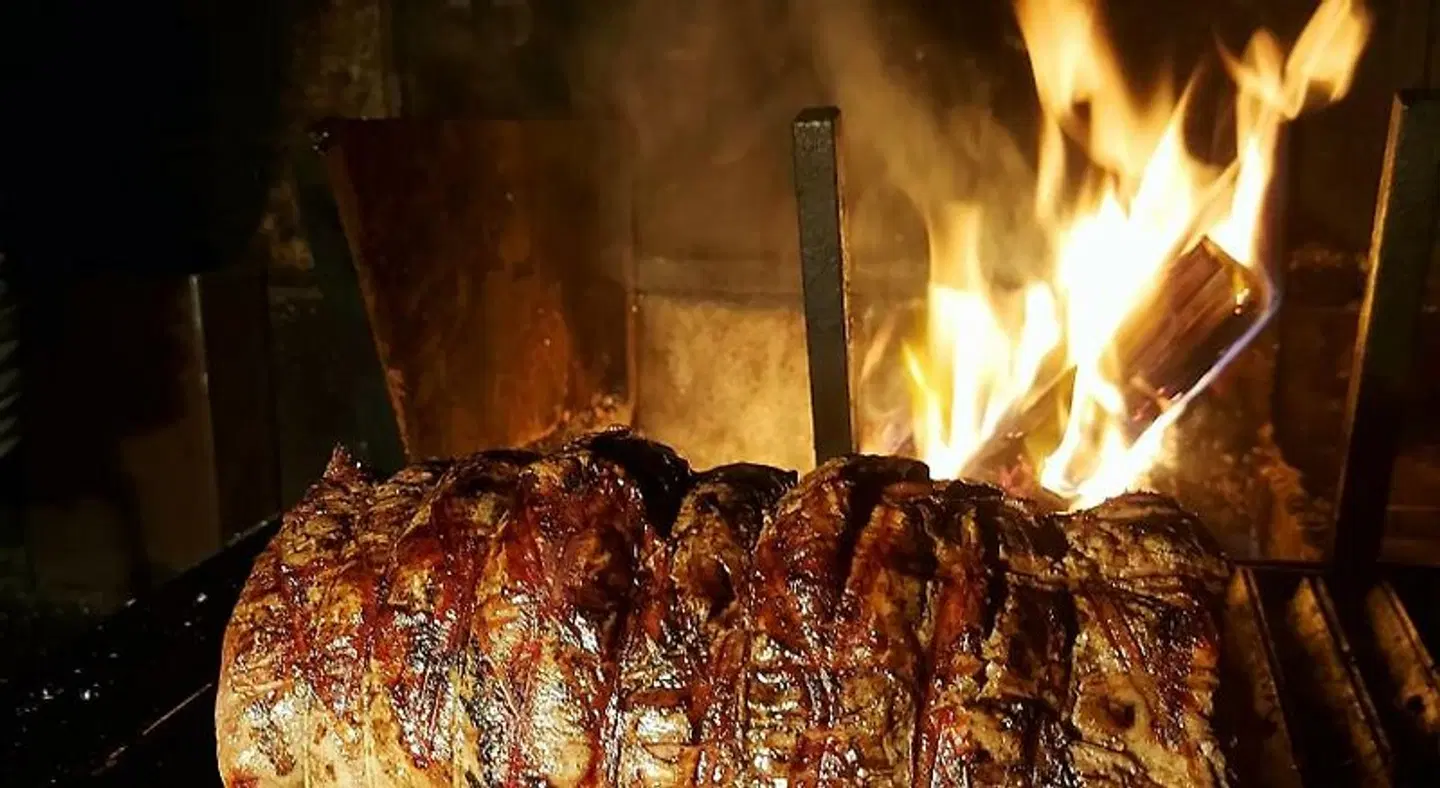 A' la Table du Sommelier Tiere