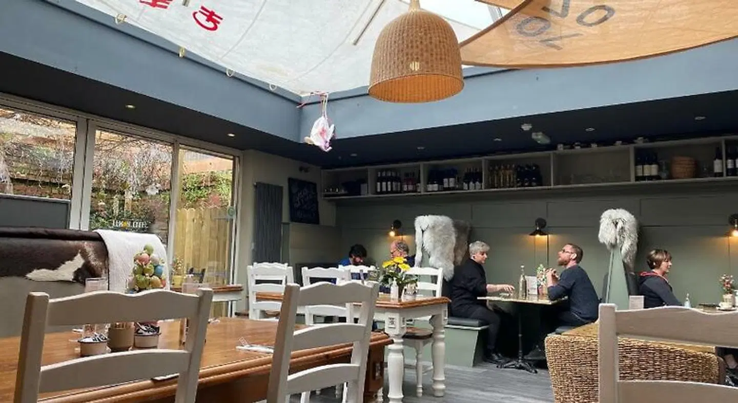 Tierneys Guesthouse on Main Street Restaurant