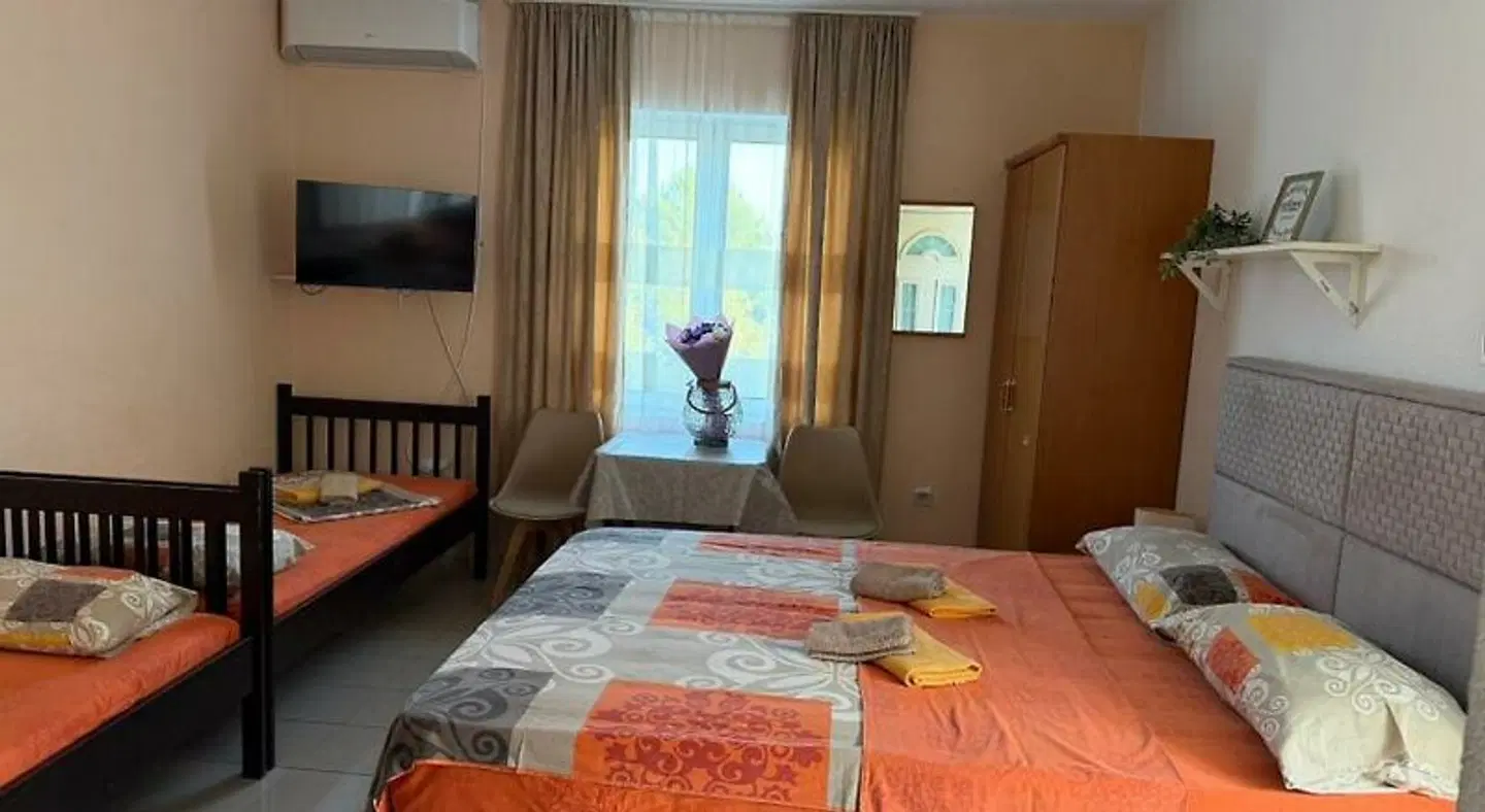 Maki Apartments ROOM_EXAMPLE