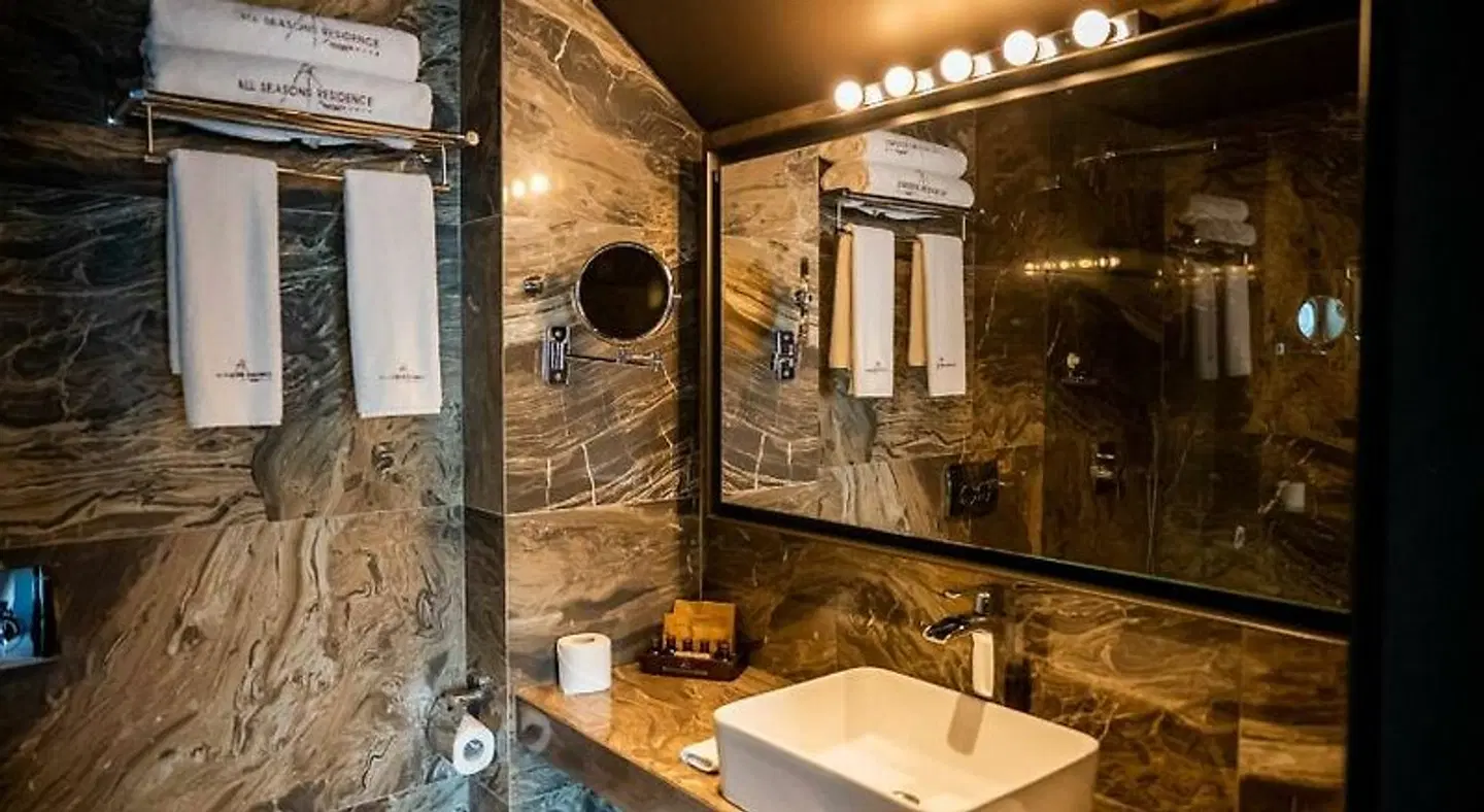 All Seasons Residence Hotel Boyana Badezimmer