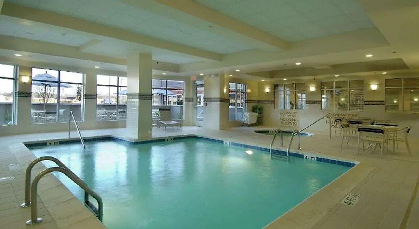 Hilton Garden Inn Florence Hallenbad