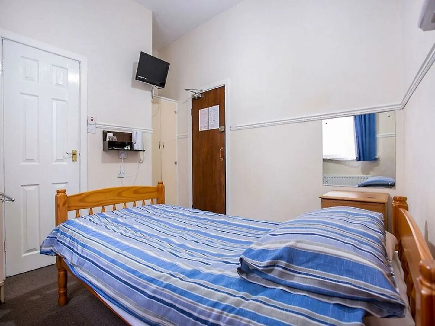Granby Hotel ROOM_EXAMPLE