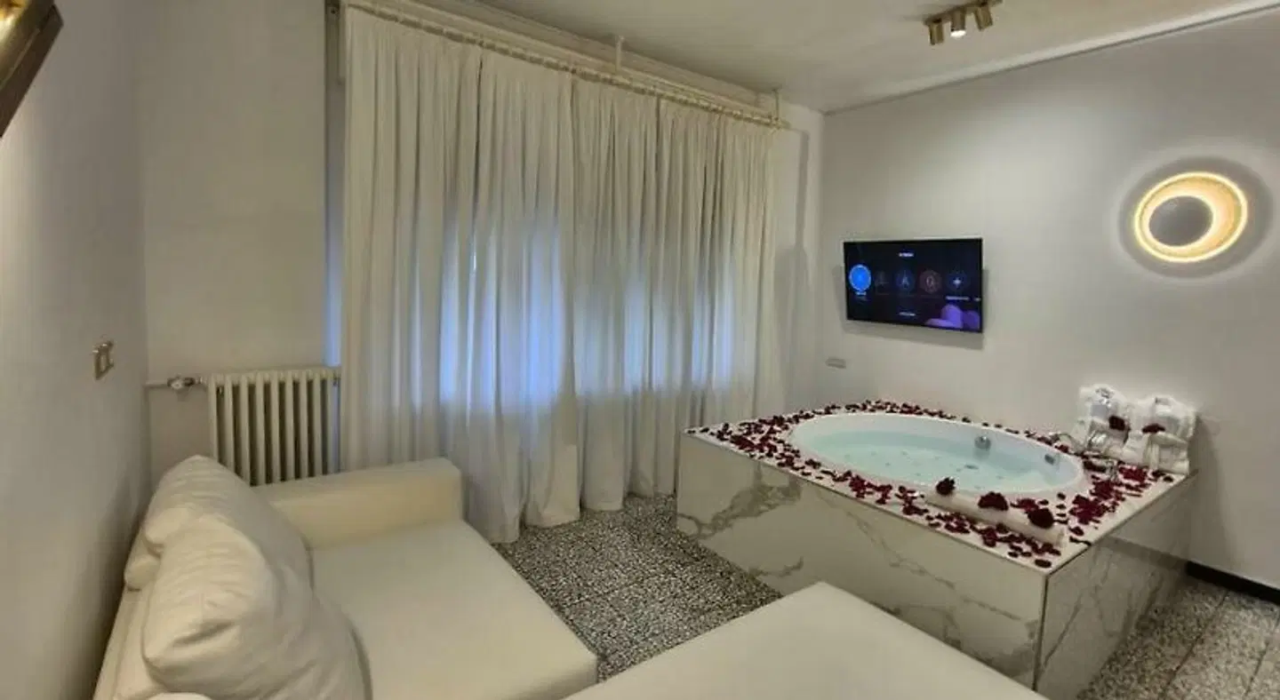 Eveline 2 - Piscina Privata o Jacuzzi ROOM_EXAMPLE
