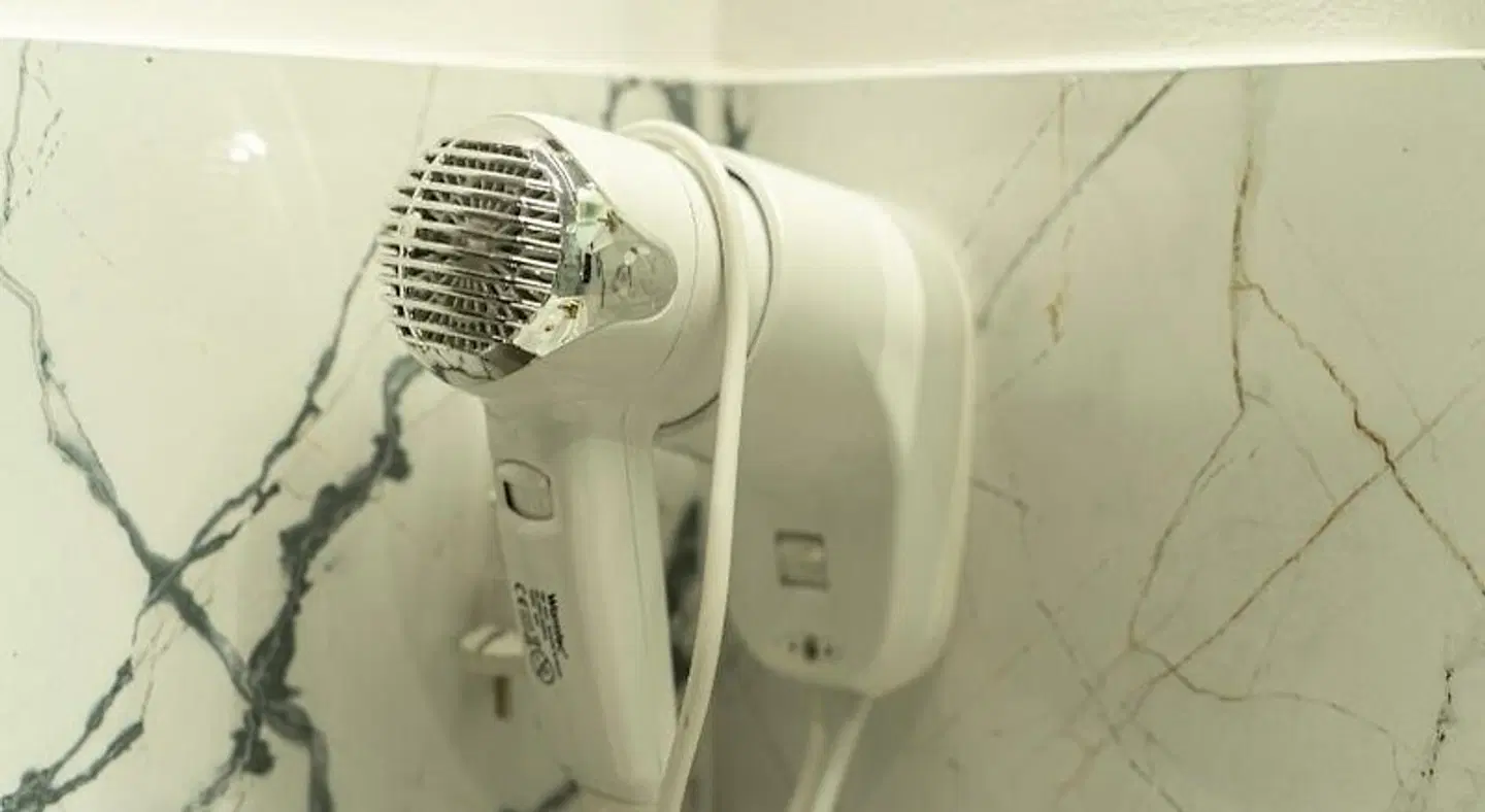 Elegant Hostel & Apartments Badezimmer