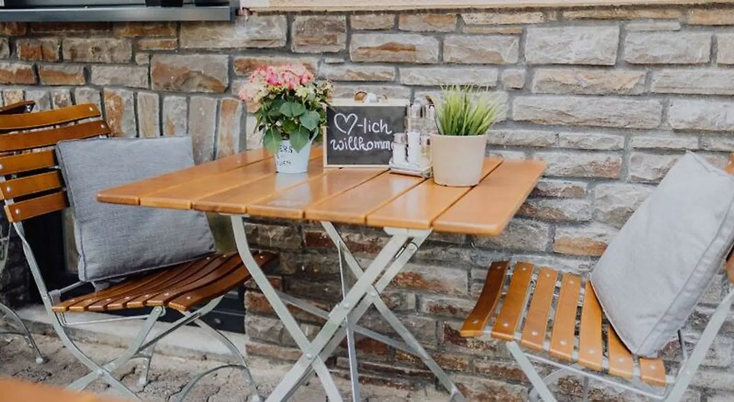 Pascals Ruhestube Terrasse