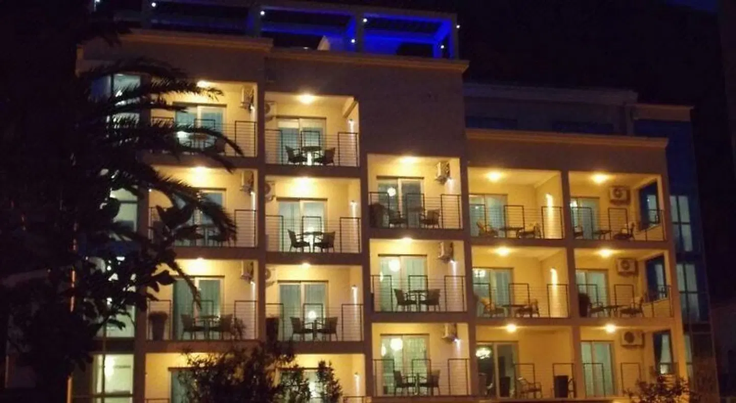 Apartments and Rooms Grand Palazzo EXTERIOR