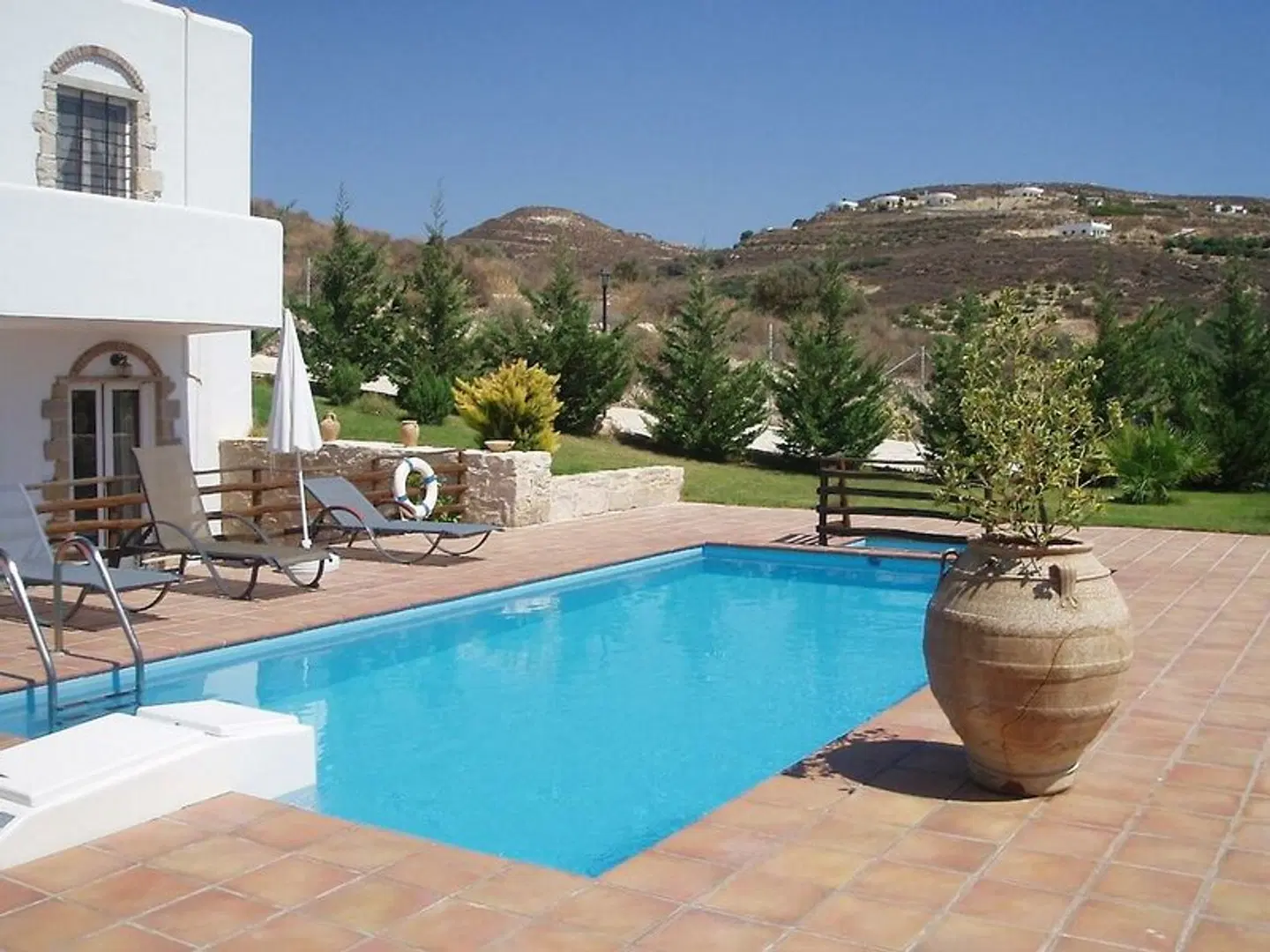 Phaestias Villas OUTDOOR_POOL