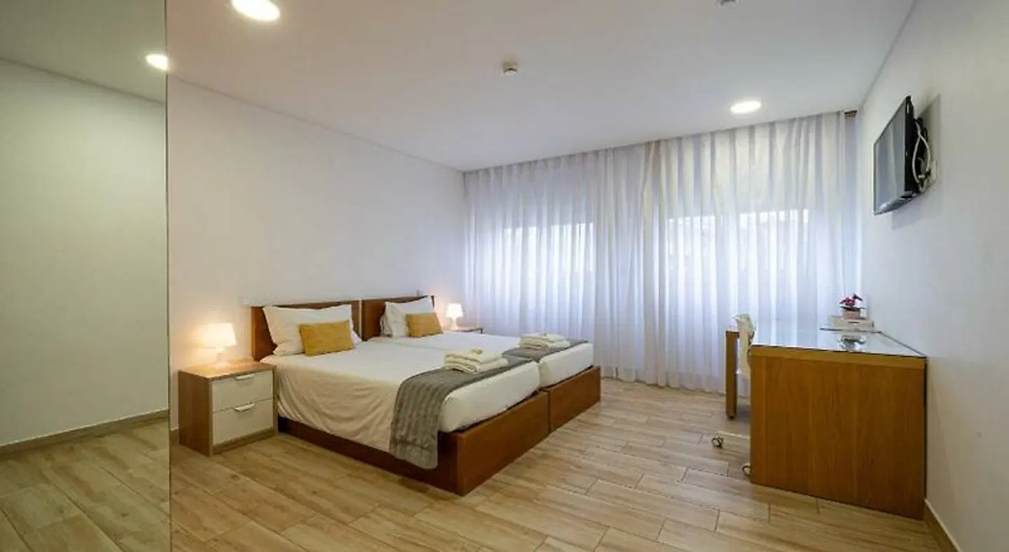 Central Suites ROOM_EXAMPLE