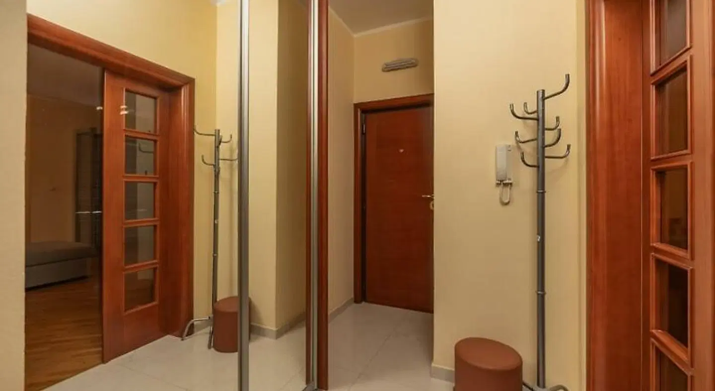 Apartment City ROOM_EXAMPLE